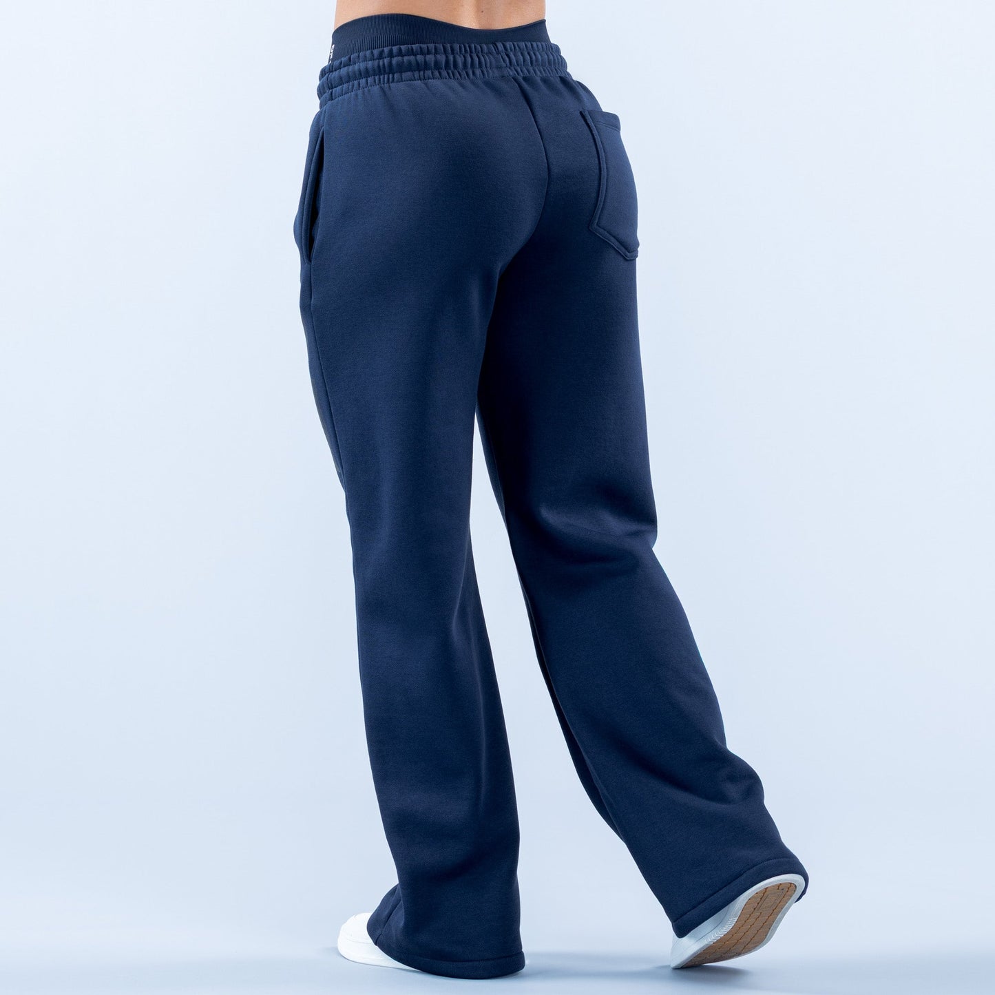 DFYNE Signature Wide Leg Jogger