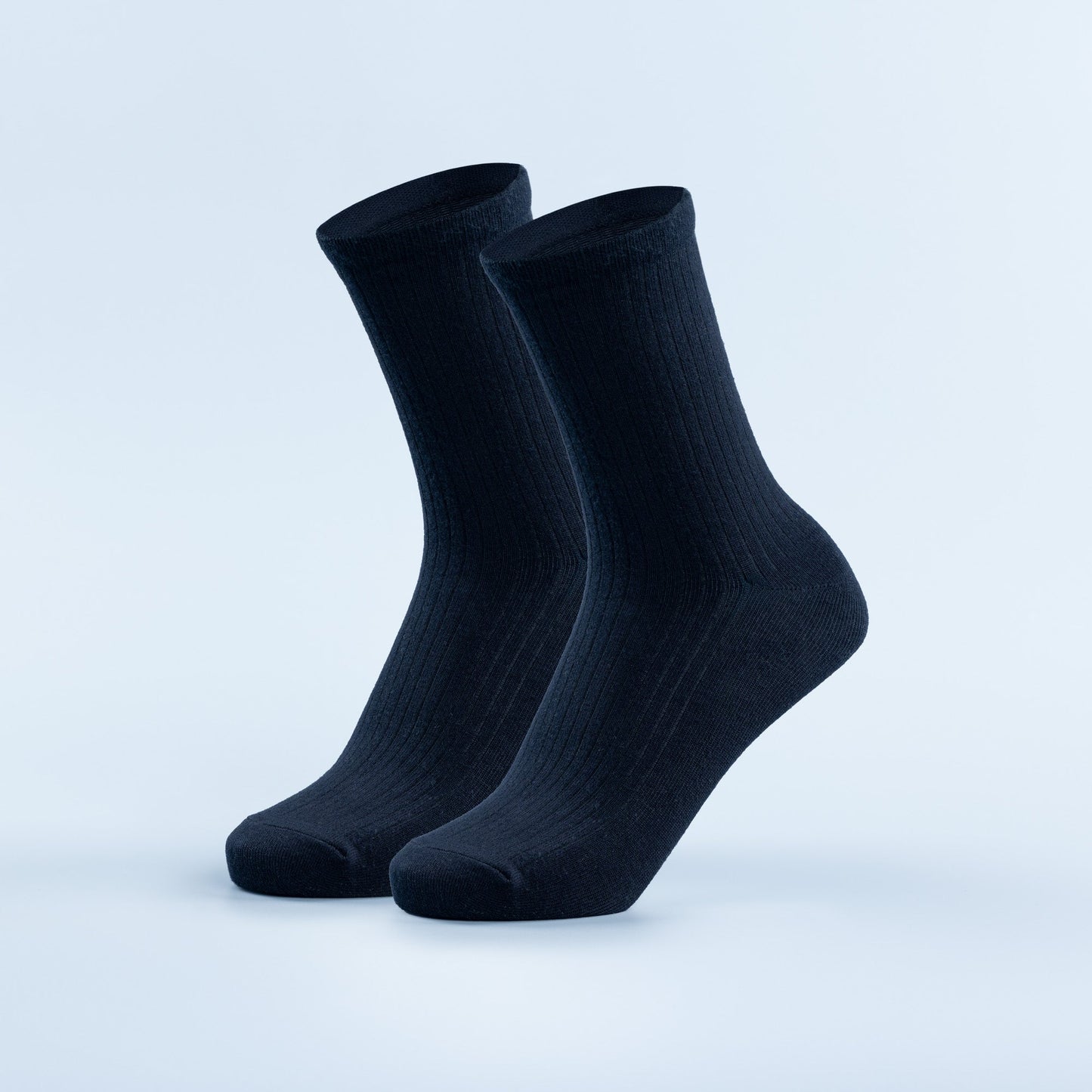 DFYNE Luxe Crew Socks