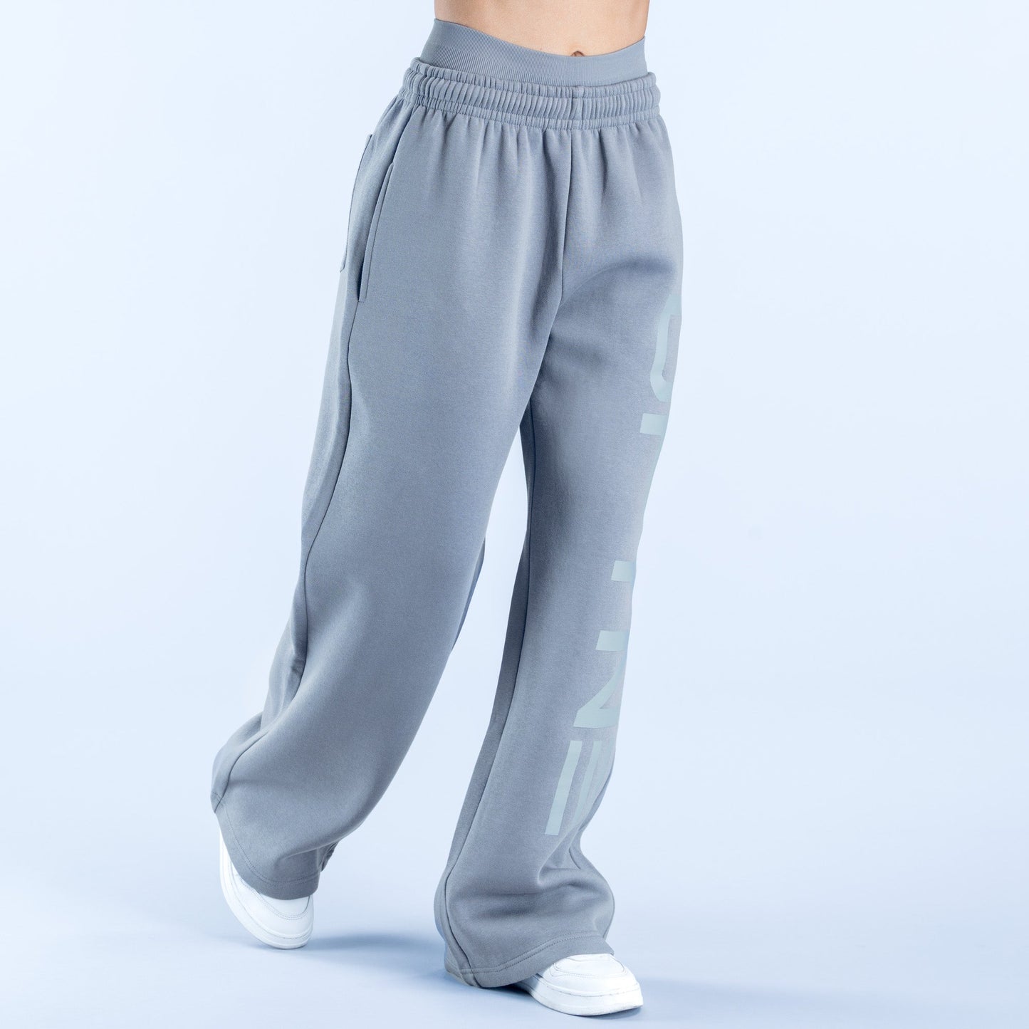 DFYNE Signature Wide Leg Jogger