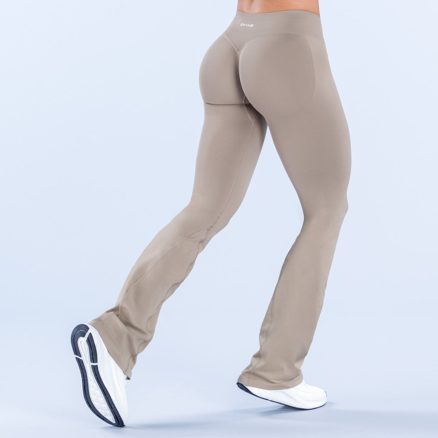 DFYNE Impact Flares | World Tour Edition