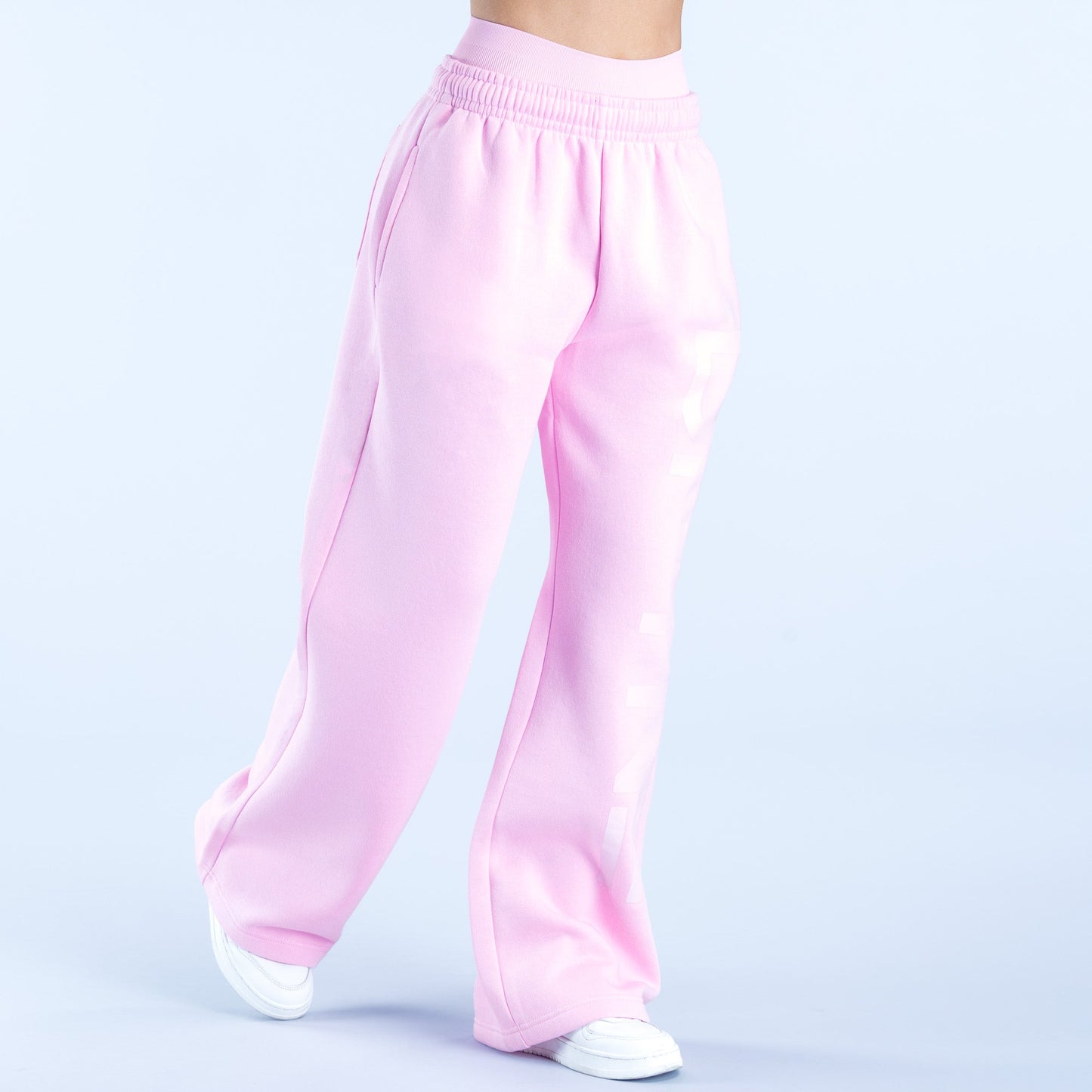 DFYNE Signature Wide Leg Jogger