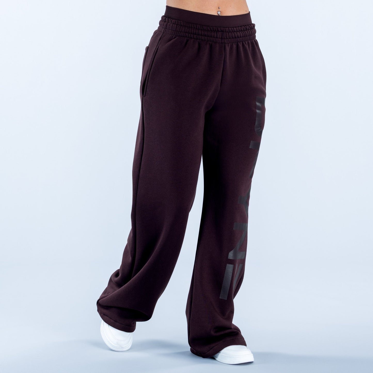 DFYNE Signature Wide Leg Jogger