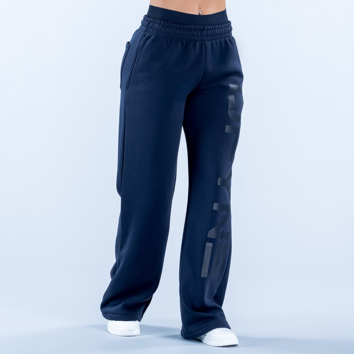 DFYNE Signature Wide Leg Jogger